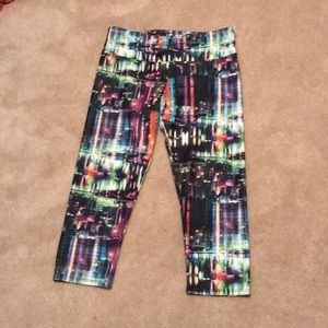 Skyline Capri leggings